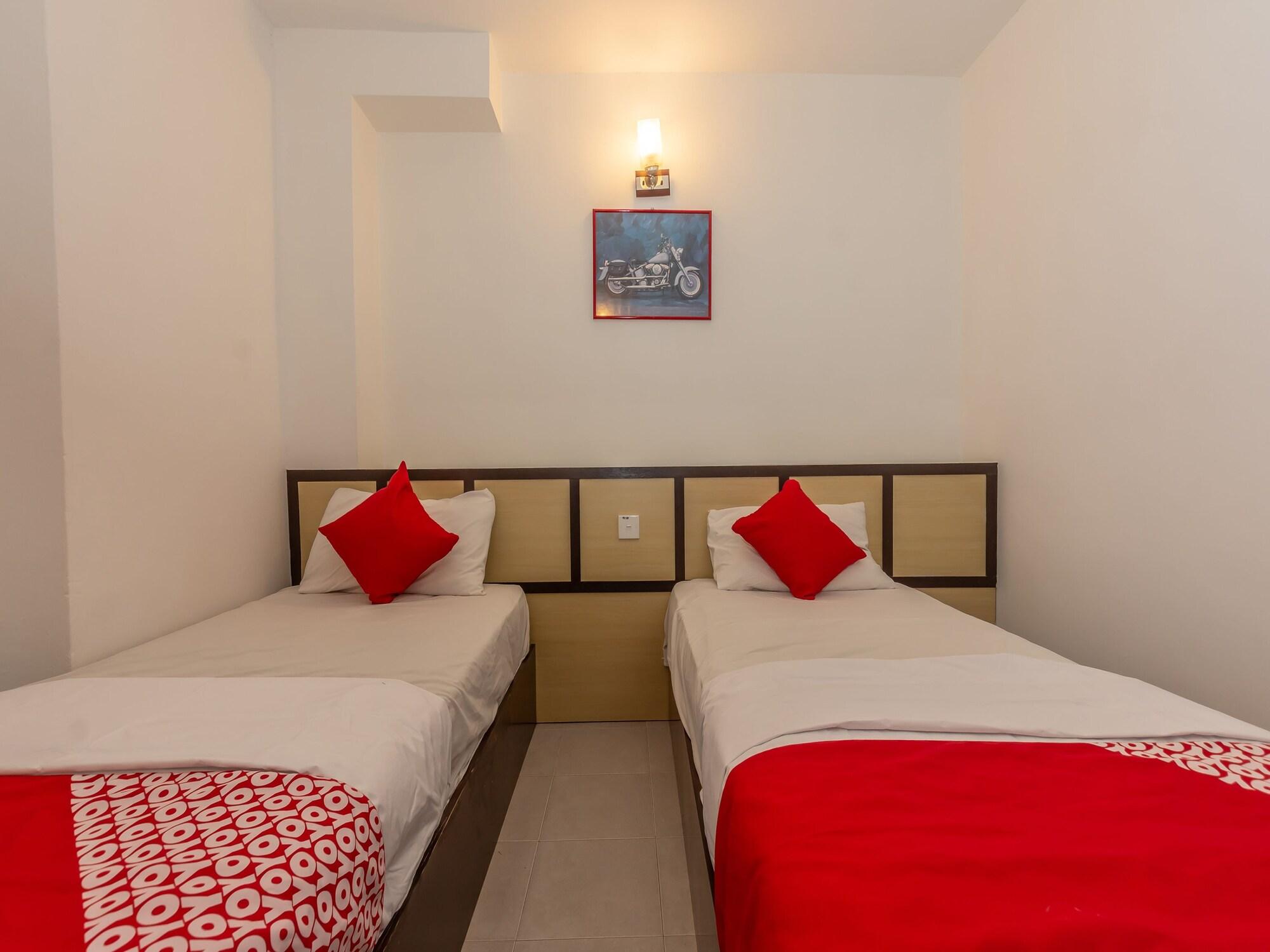 Oyo 1192 Hash House Hotel Malakka Dış mekan fotoğraf
