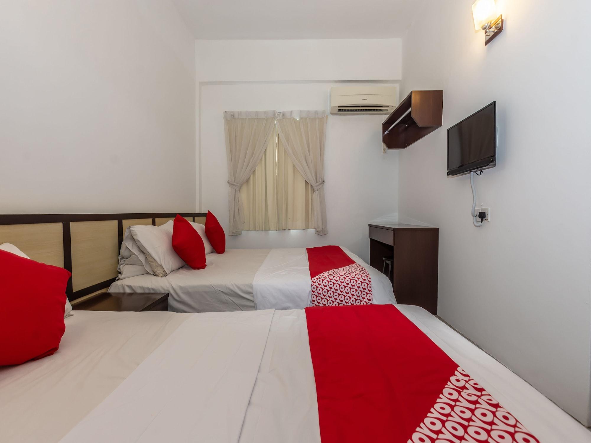 Oyo 1192 Hash House Hotel Malakka Dış mekan fotoğraf