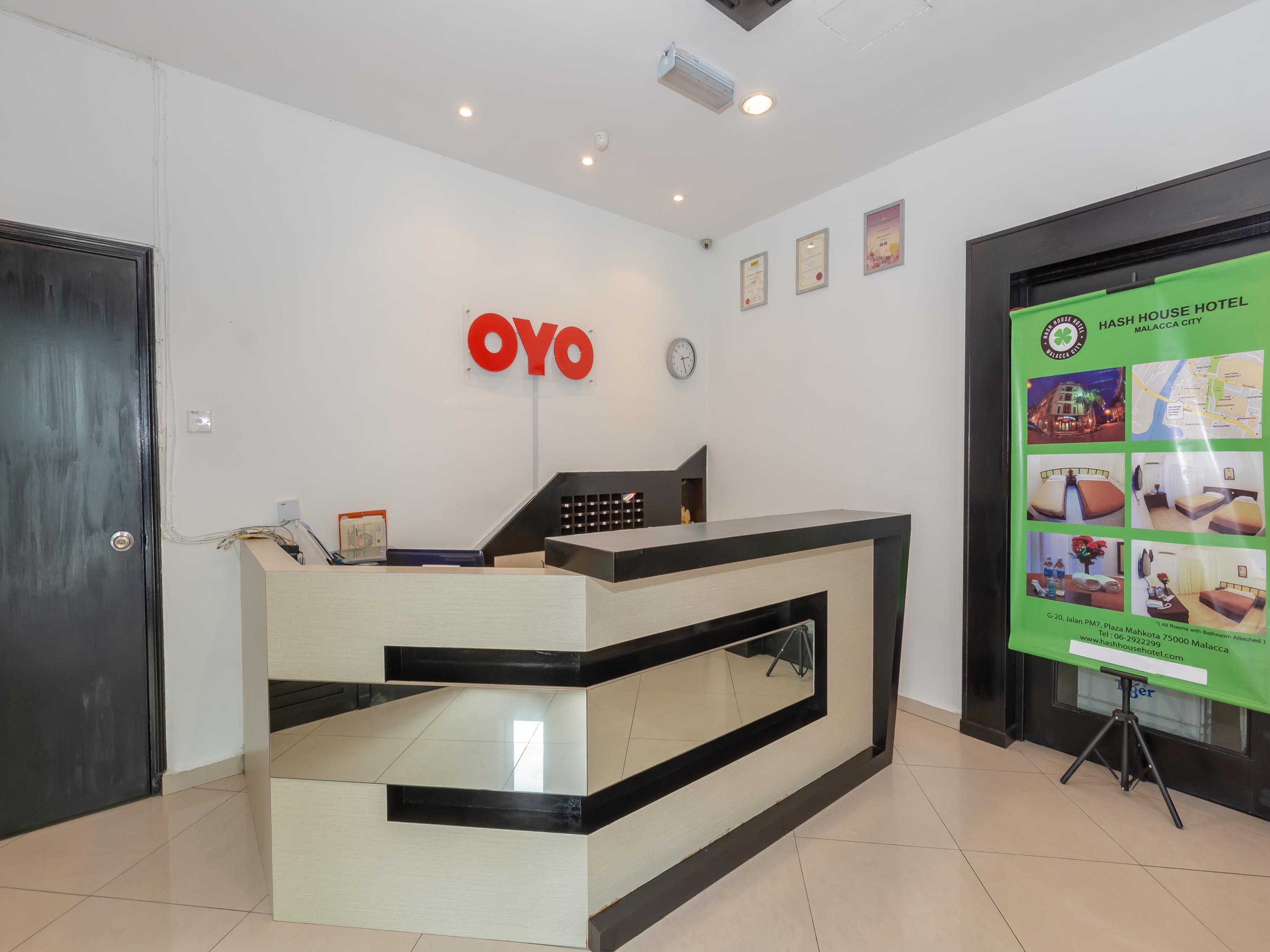 Oyo 1192 Hash House Hotel Malakka Dış mekan fotoğraf